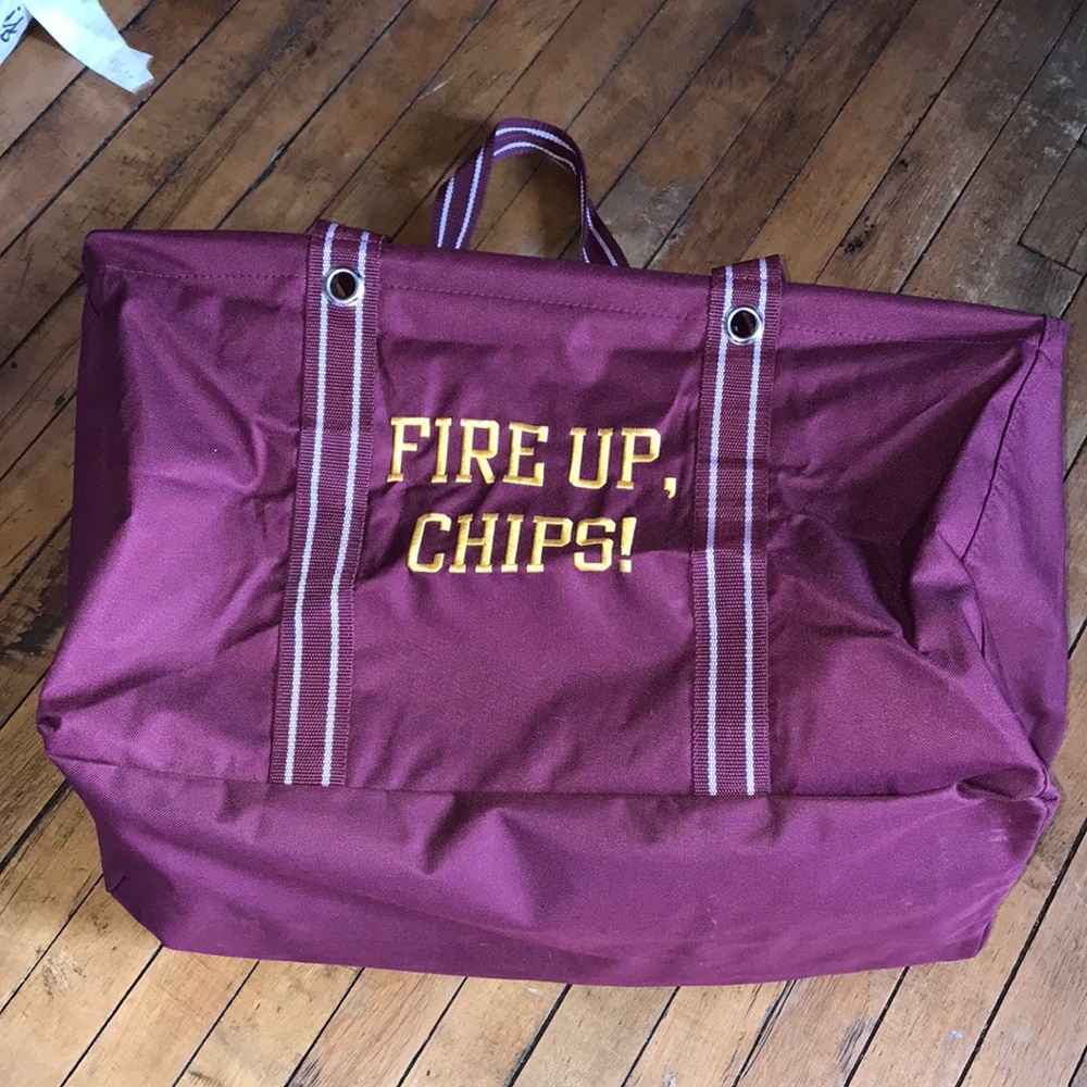 Thirty-One‎ Burgundy Tote Bag CMU Chippewas